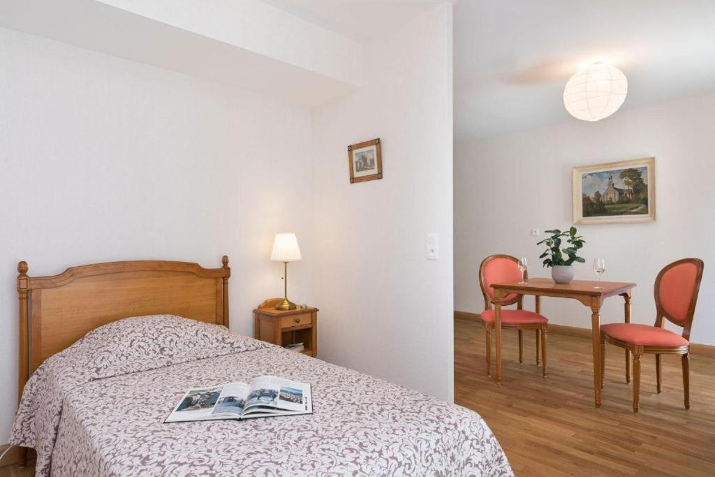 Medicis Home Dijon Les Petites Roches Exteriér fotografie